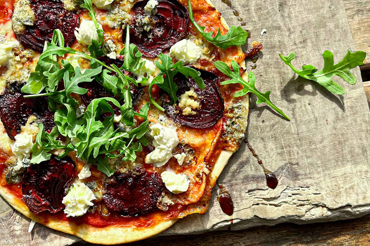Blue cheese and beetroot pizza
