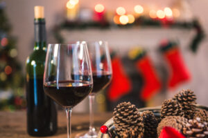 wine glasses with pine cones